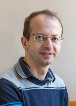 Dr. Alex Rouvinski