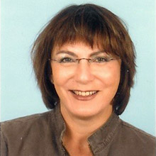 Prof. Shimona Yosselson - Superstine